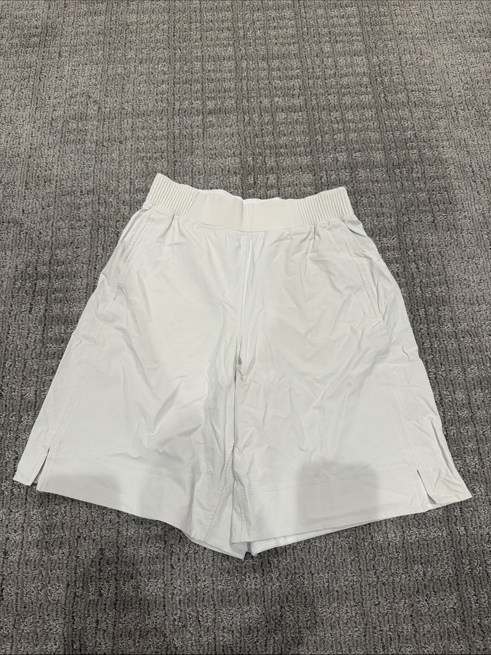 lululemon athletica white women’s athletic shorts